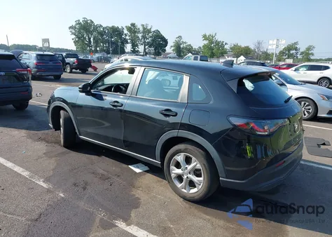 2023 Honda Hr-V Awd Lx z USA, uszkodzony, nr VIN 3CZRZ2H30PM742701